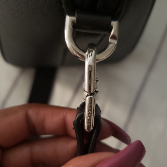 Givenchy ANTIGONA Sugar MINI ***AUTHENTIC*** - Picture 8 of 14